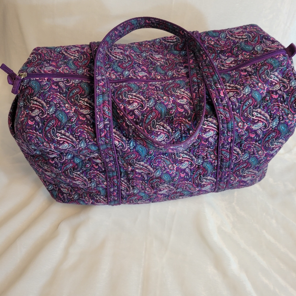 Traveland Quilted Travel Duffel Bag Weekender Luggage size Large Purple